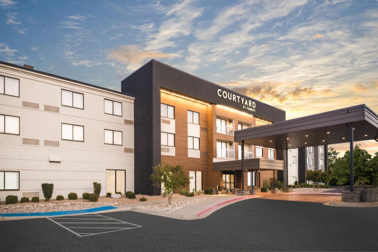 Courtyard El Paso Airport Hotel Bagian luar foto