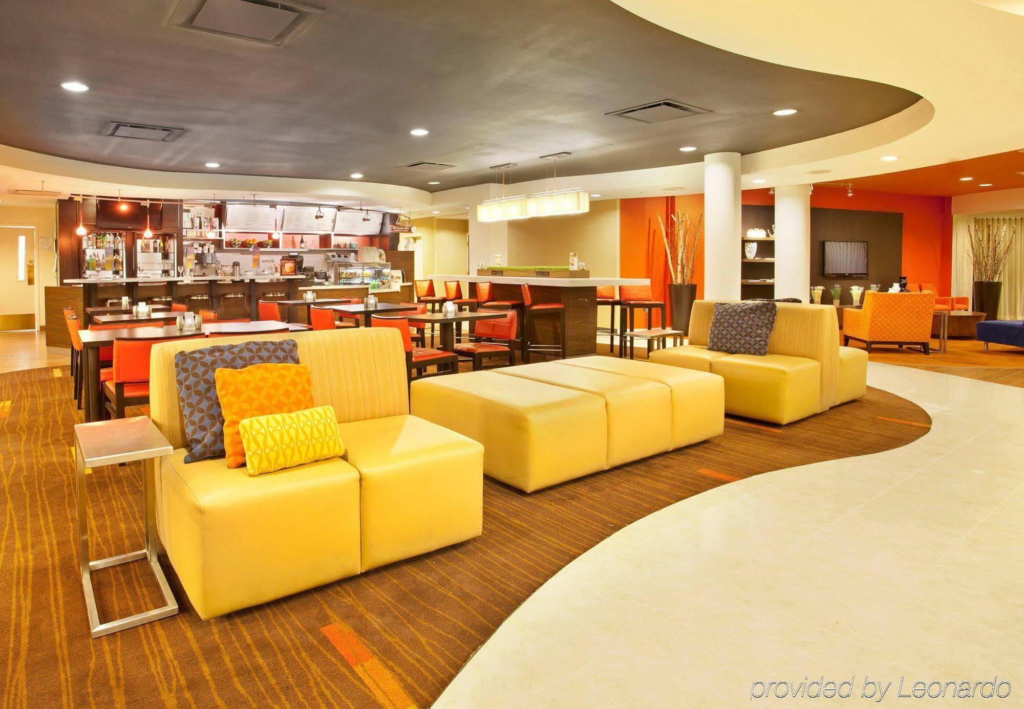 Courtyard El Paso Airport Hotel Bagian luar foto